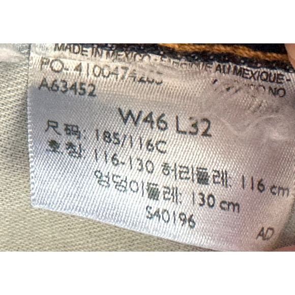 Levis 550 Jeans Mens Size 46X32  Blue Denim Flat Front Straight Jeans Fit 44X32 - Picture 5 of 6